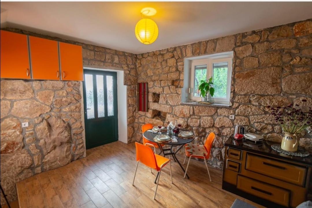 Villa Honey House à Grabovac  Extérieur photo
