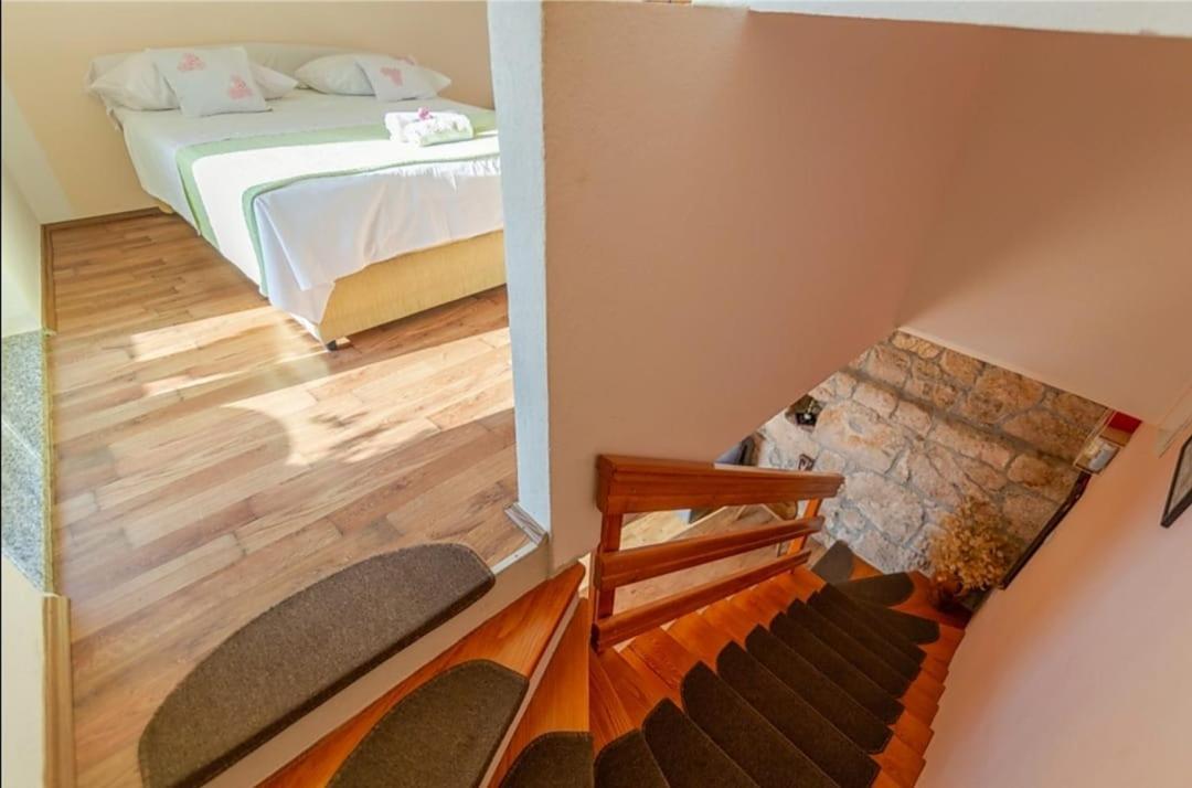 Villa Honey House à Grabovac  Extérieur photo